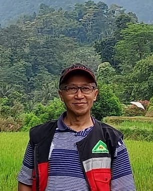 2e4933dc da7f 4593 8da6 ebf314a502d4