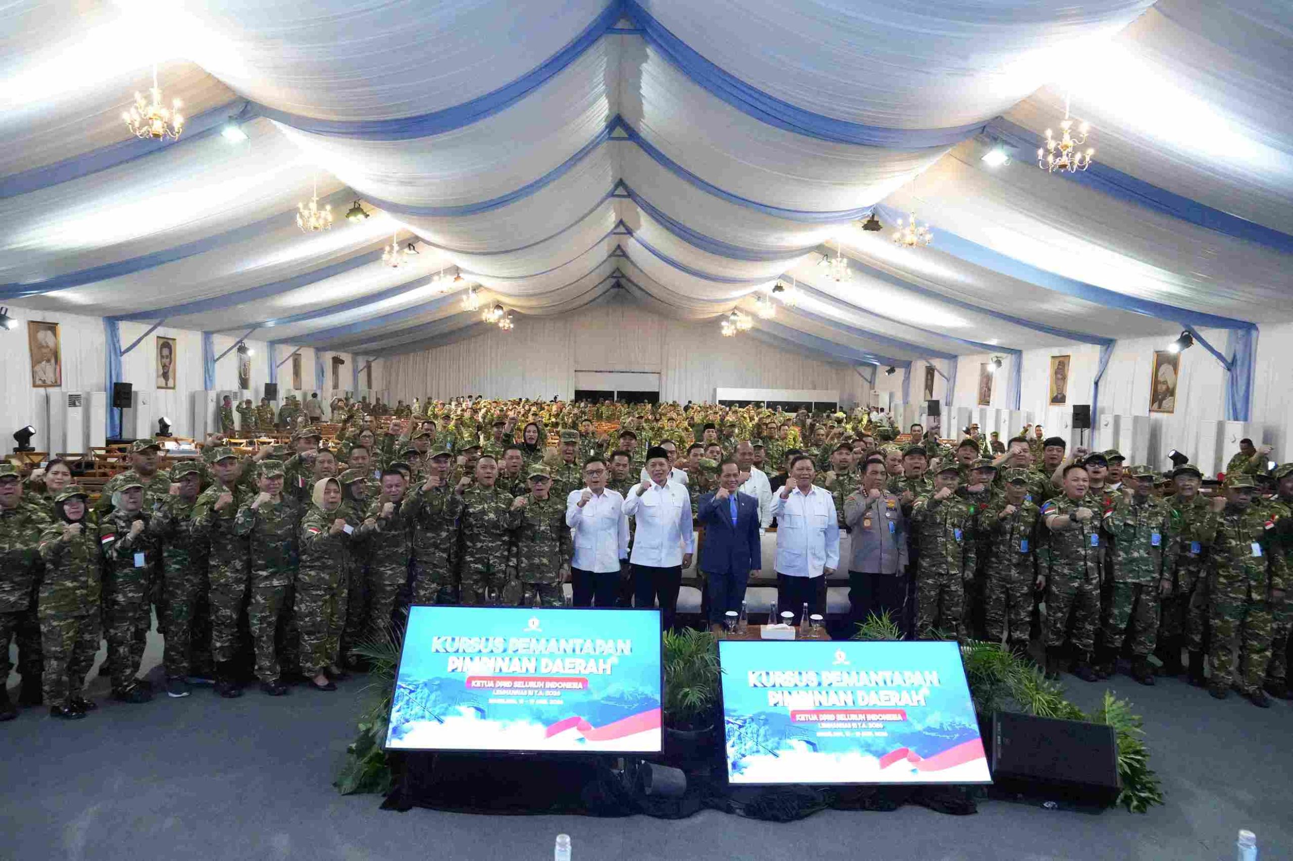 9aK5r0IhY38WPt0SqcxCnqEjv65MwVRAw1h7g8hq 11zon