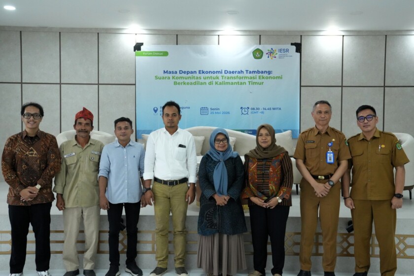 IESR bersama dengan Universitas Mulawarman dalam Sesi Diskusi Masa Depan Ekonomi Daerah Tambang Suara Komunitas untuk Transformasi Ekonomi Berkeadilan di Kalimantan Timur 840x560