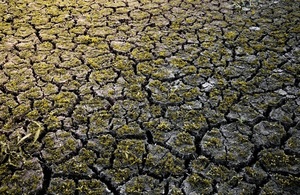 S300 Parched Ground During Drought 960x640